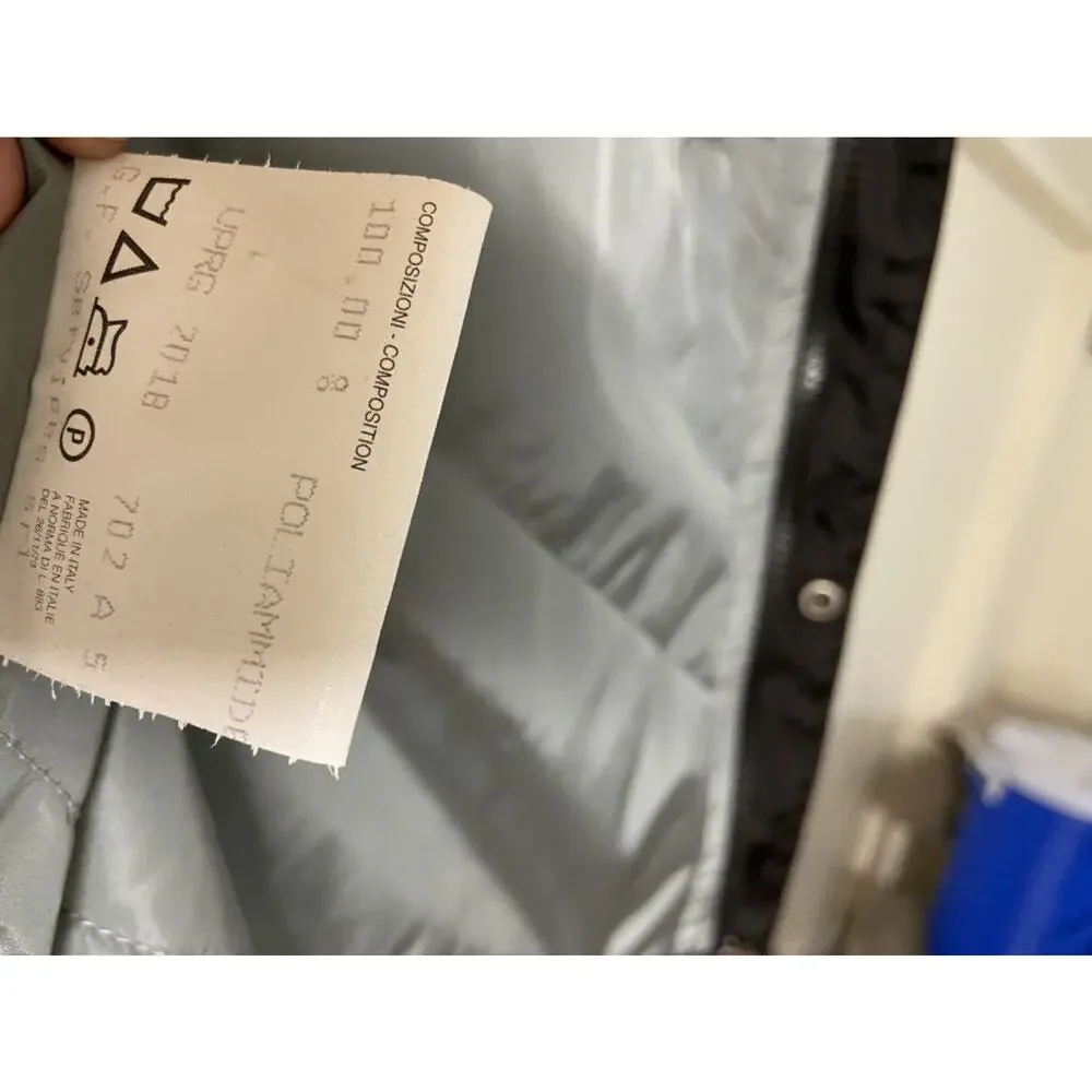 Gucci nylon jacket sz 46